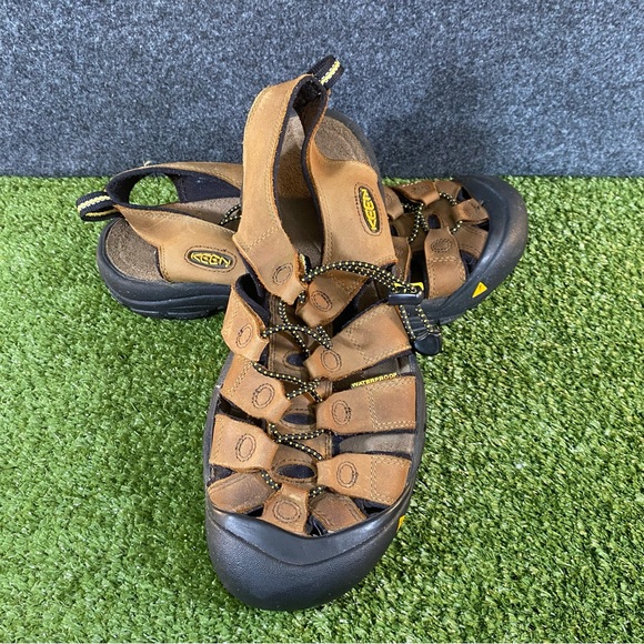 Keen Newport H2 Shoes Mens Size 11 Waterproof Leather Outdoor Hiking Sandals - Picture 12 of 15